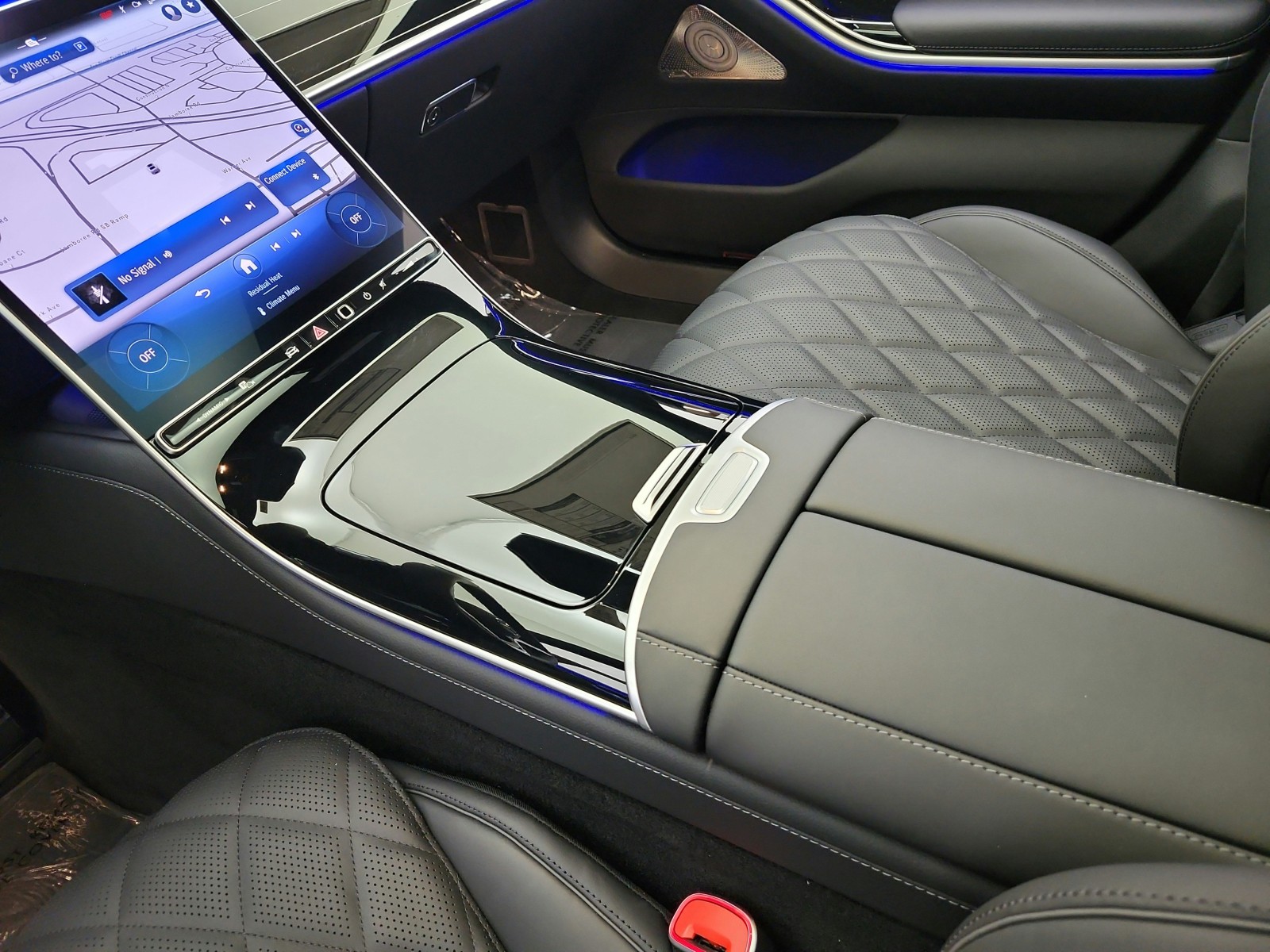 New 2026 MANUFAKTUR Moonlight White Metallic Mercedes-Benz S 580 image 10