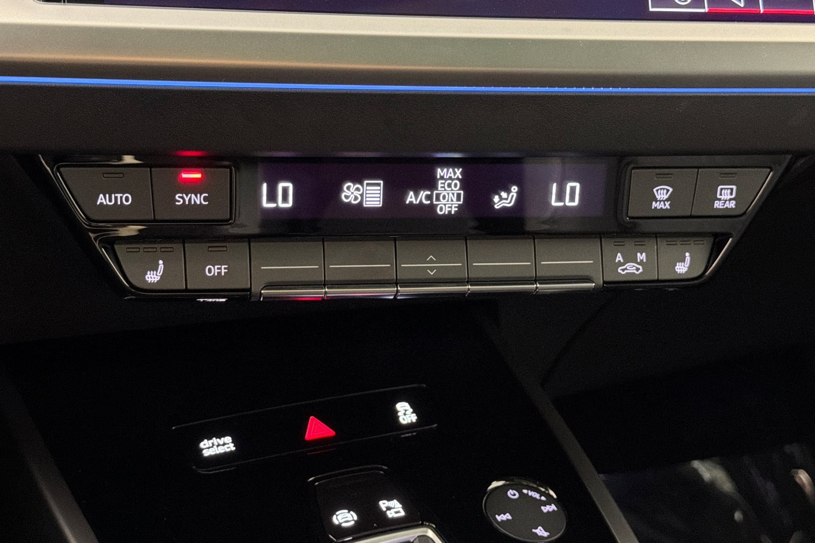 Used 2024 Glacier White Metallic Audi Prestige 55 quattro image 20