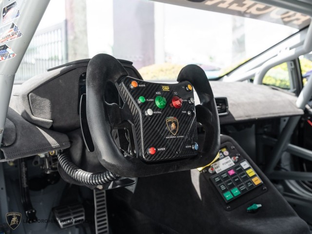 Lamborghini Huracan Super Trofeo EVO2