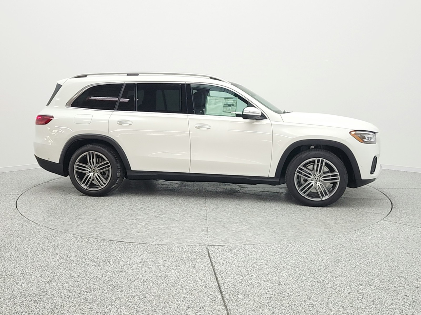 New 2026 Polar White Mercedes-Benz GLS 450 image 4