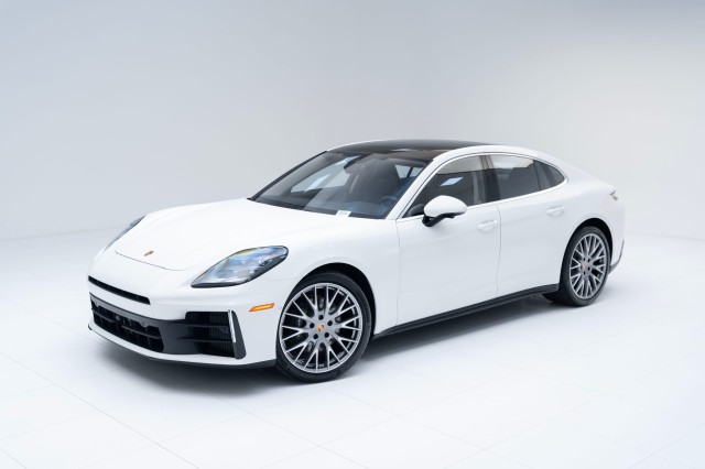 2025  Panamera 4 in , 