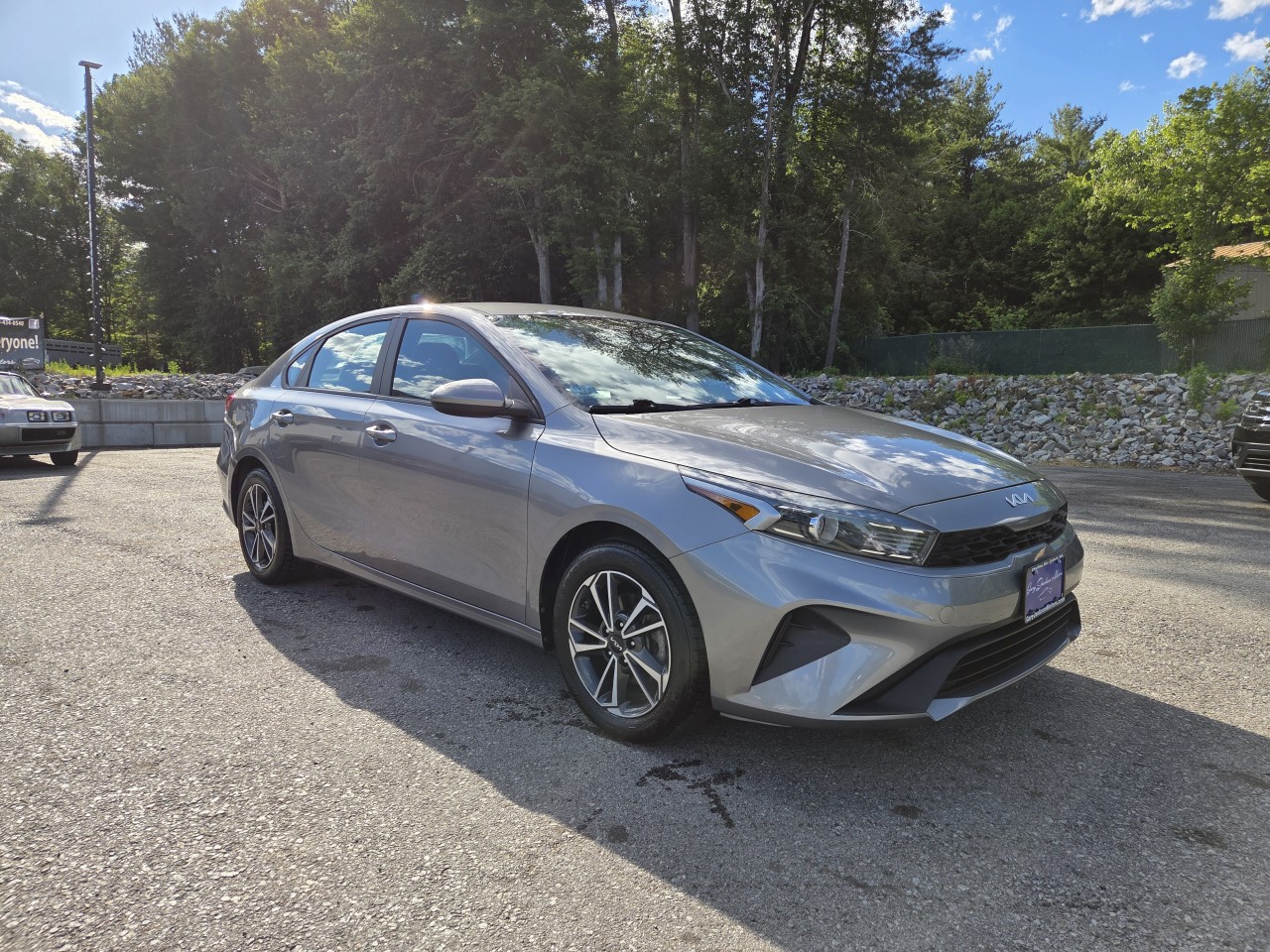  2023 Kia Forte LXS FWD   
