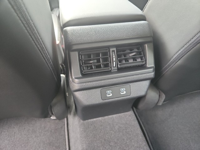 HondaAccord Hybrid29