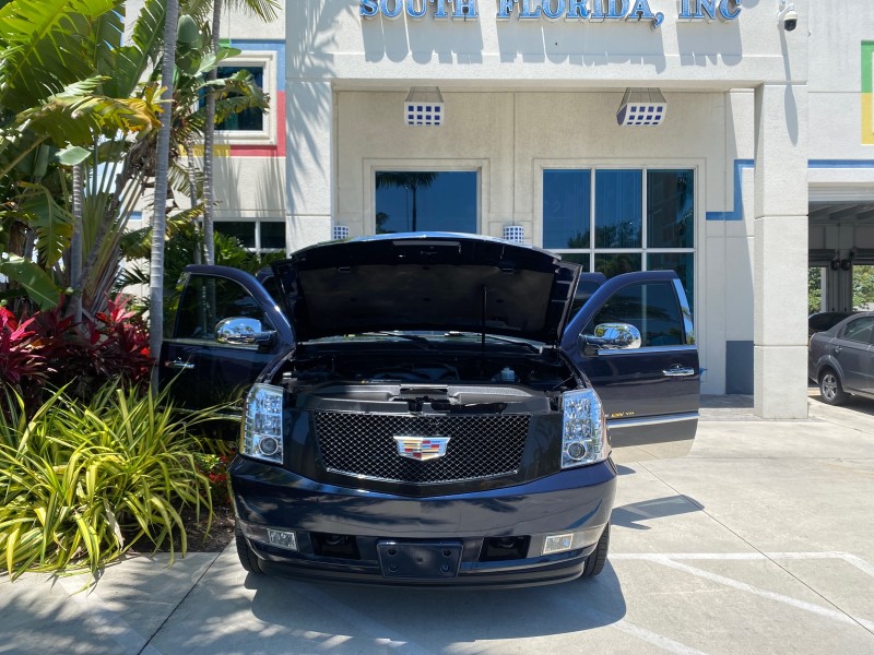 2007 Cadillac Escalade ESV SUNROOF AWD LOW MILES 47,118 in , 