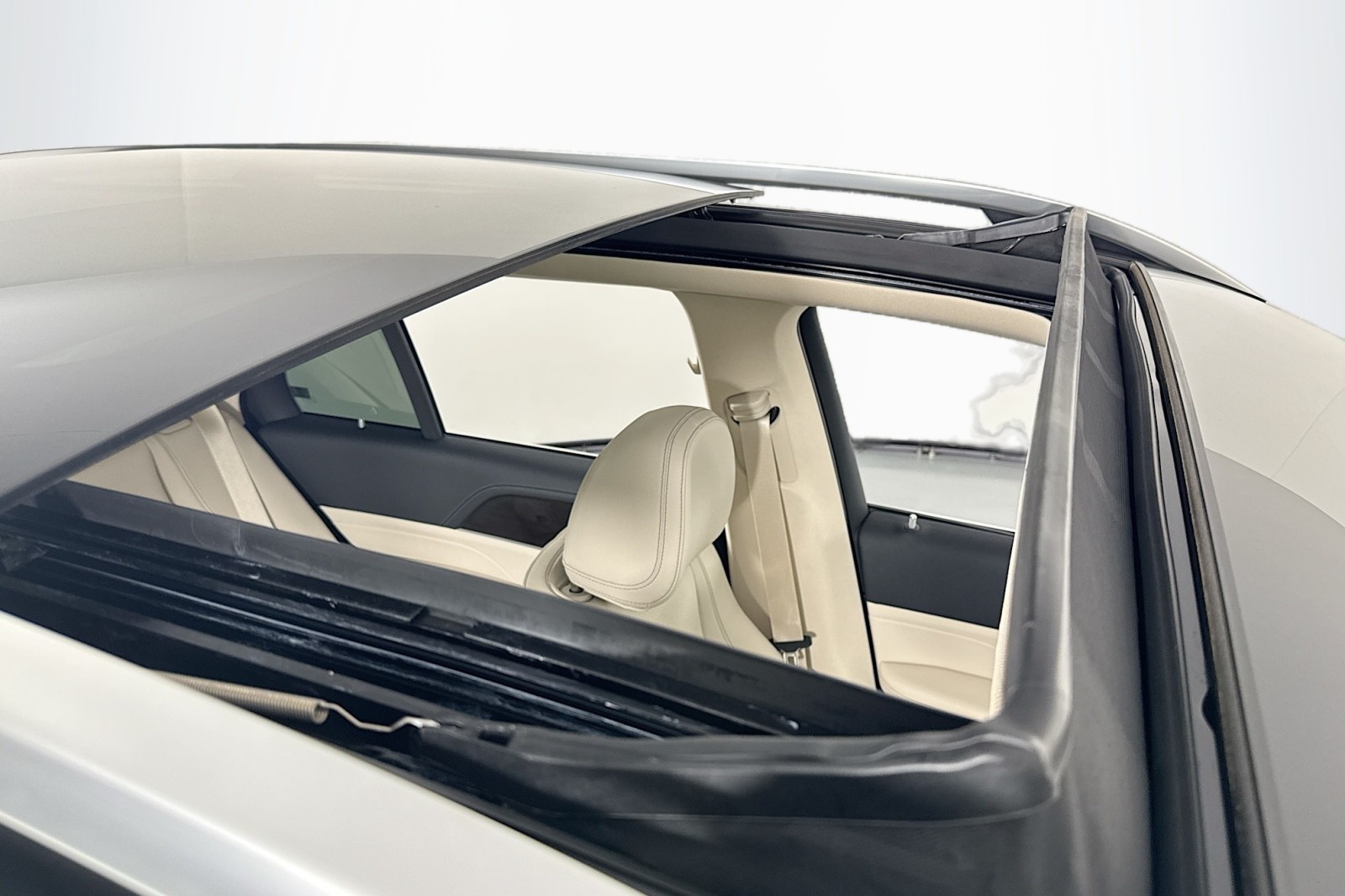 New 2026 Polar White Mercedes-Benz GLE 350 SUV image 21