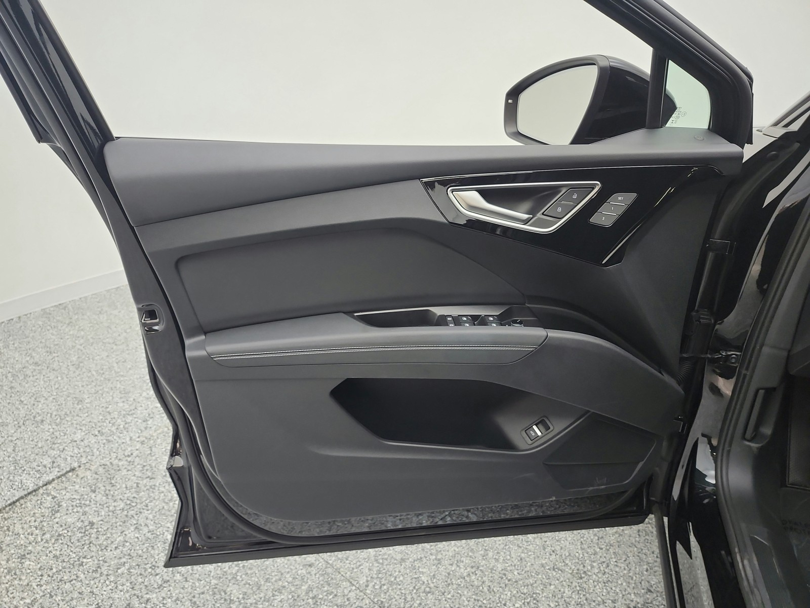 Used 2024 Mythos Black Metallic Audi Prestige 55 quattro image 19