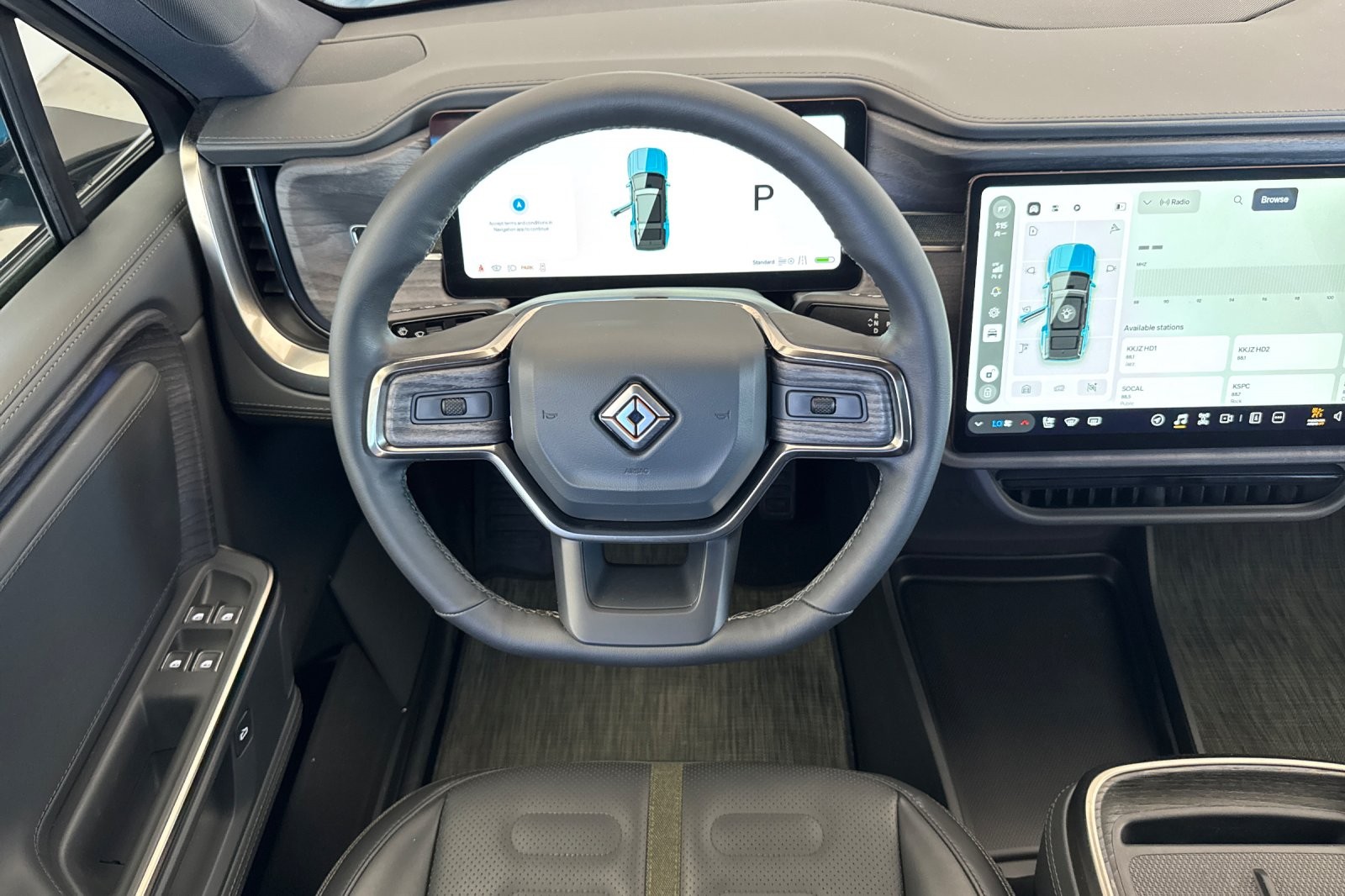 Used 2025 BLUE Rivian Adventure image 13