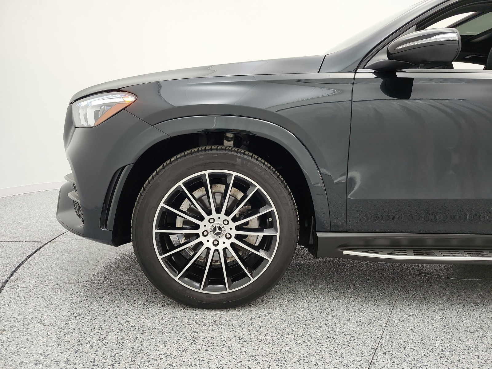 Certified Used 2023 Emerald Green Metallic Mercedes-Benz GLE 350 4MATIC® SUV image 24