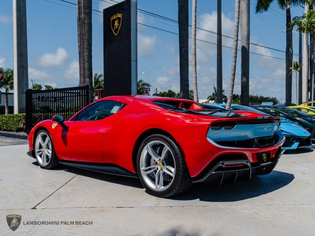 Ferrari 296 GTS