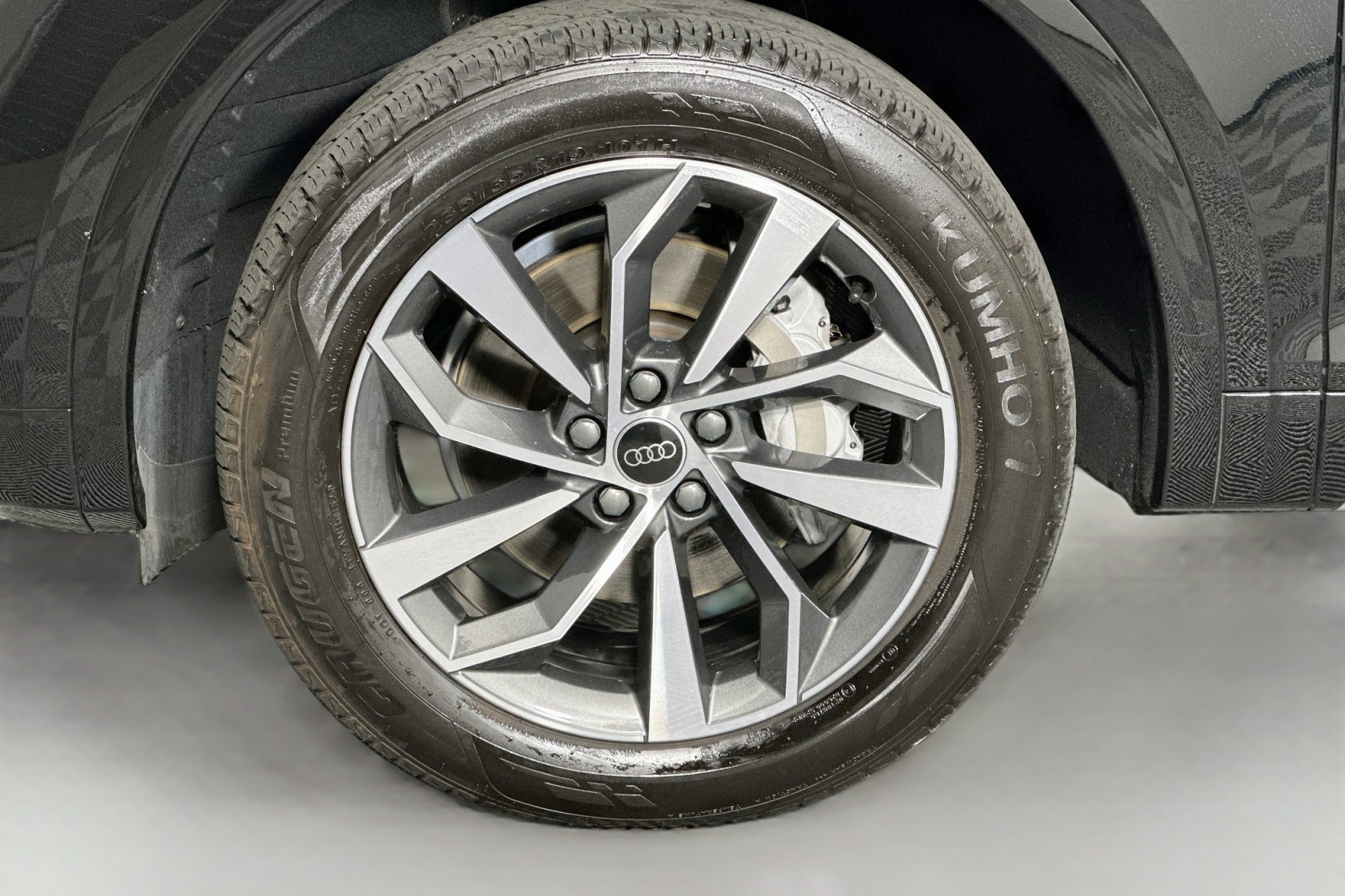 Used 2023 Mythos Black Metallic Audi S line Premium image 11