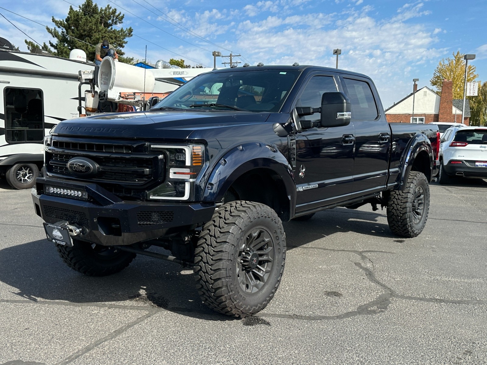 2022 Ford Super Duty F-250 SRW LARIAT 19