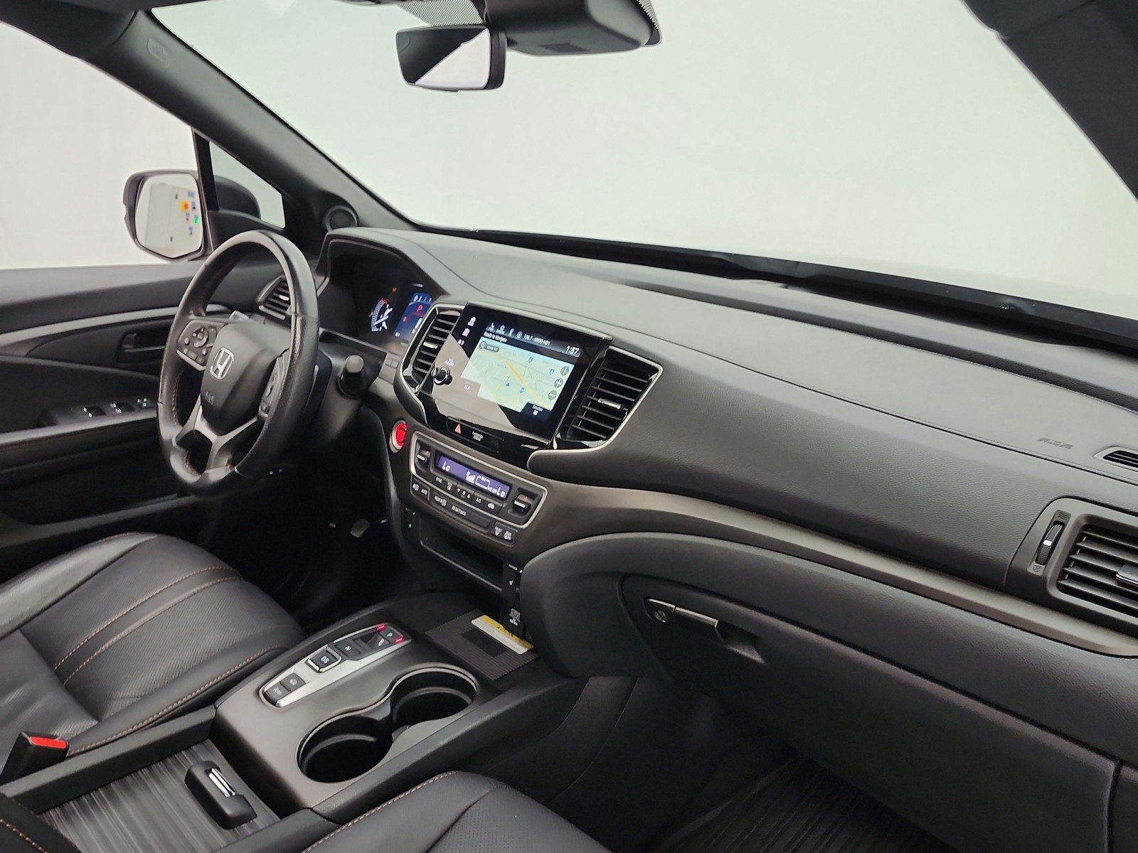 Used 2022 Lunar Silver Metallic Honda TrailSport AWD image 34