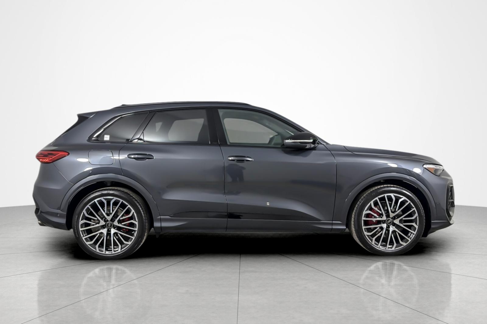 Used 2025 Tambora Gray Metallic Audi Premium Plus 3.0 TFSI quattro image 6