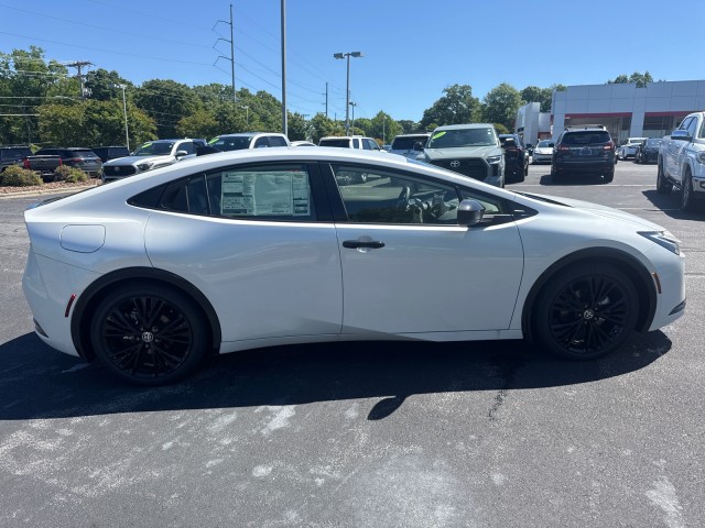 ToyotaPrius Plug-In Hybrid8