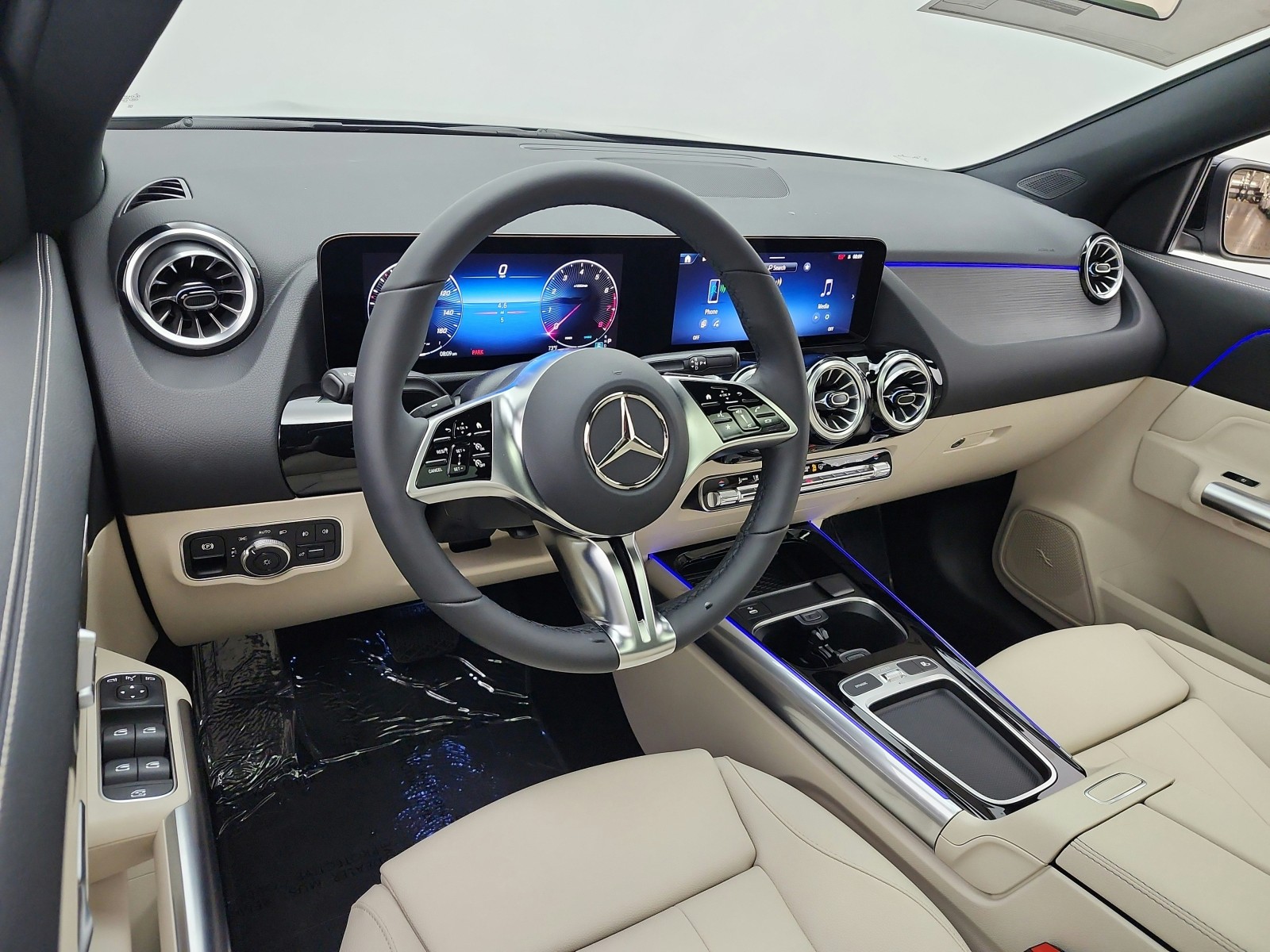 New 2026 Cosmos Black Metallic Mercedes-Benz GLA 250 SUV image 9