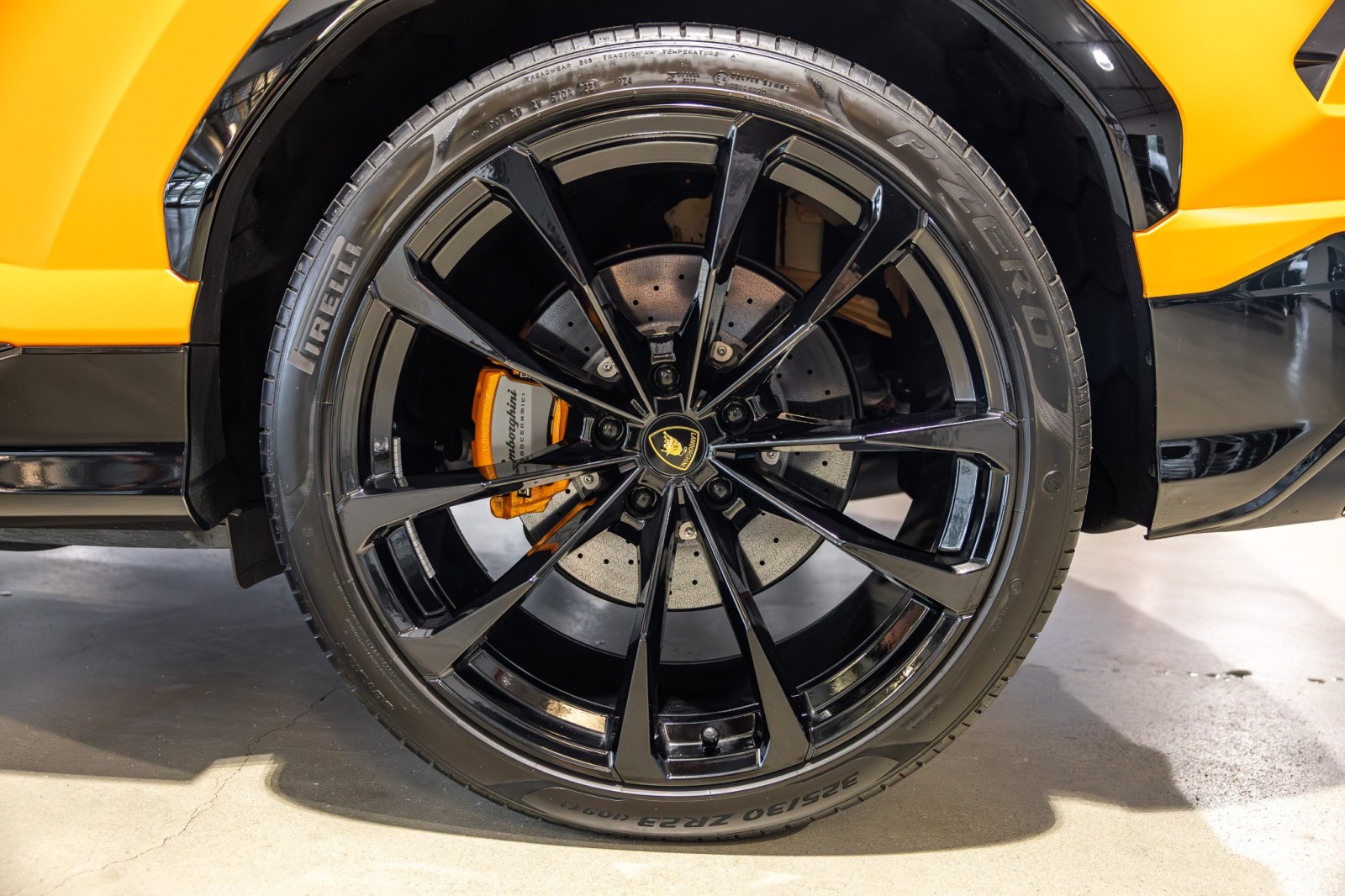 Used Car 2022 Lamborghini Urus - Full Stealth Ppf  For Sale Under $240,000 In Boerne, Texas