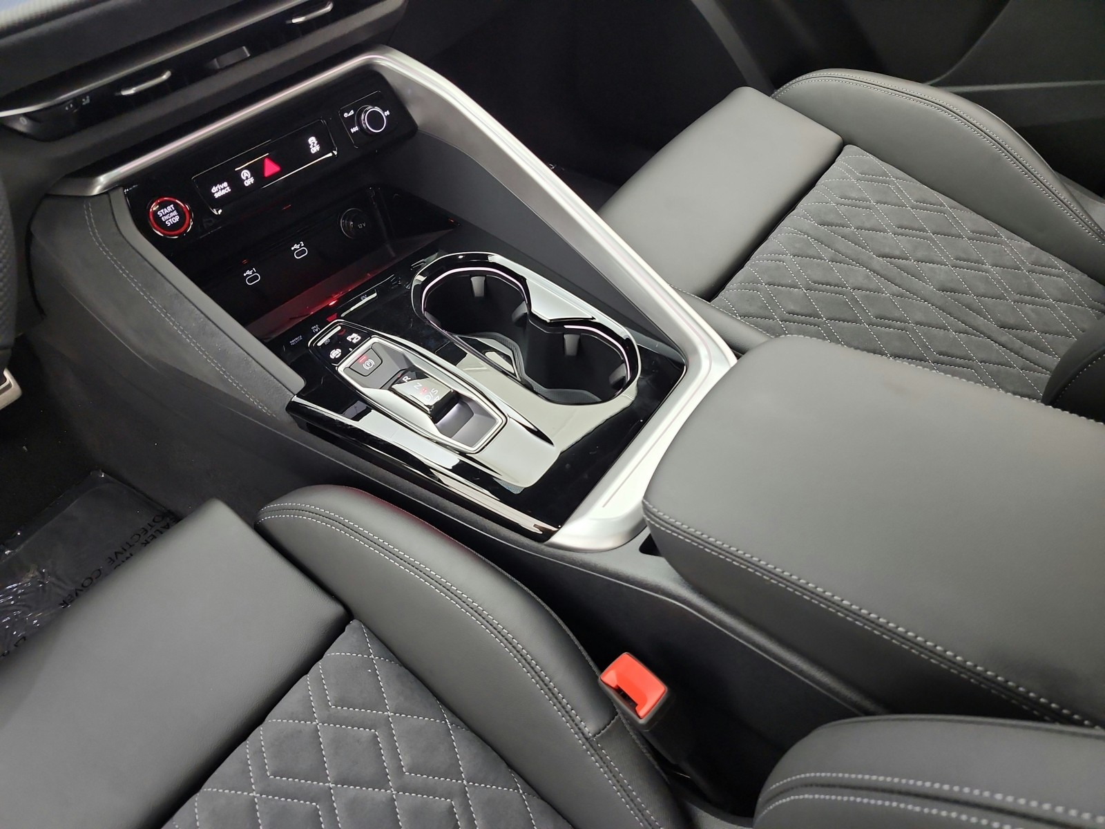 New 2026 Glacier White Metallic Audi Premium Plus 3.0 TFSI quattro image 10