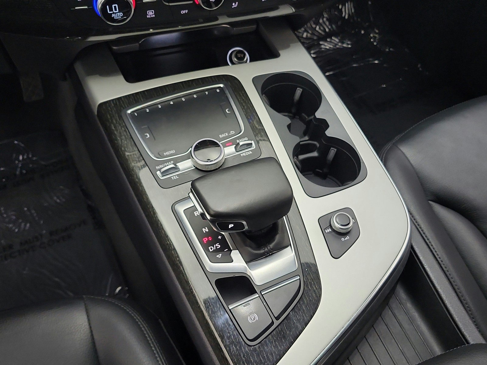 Used 2019 Samurai Gray Metallic Audi Premium 45 TFSI quattro image 10