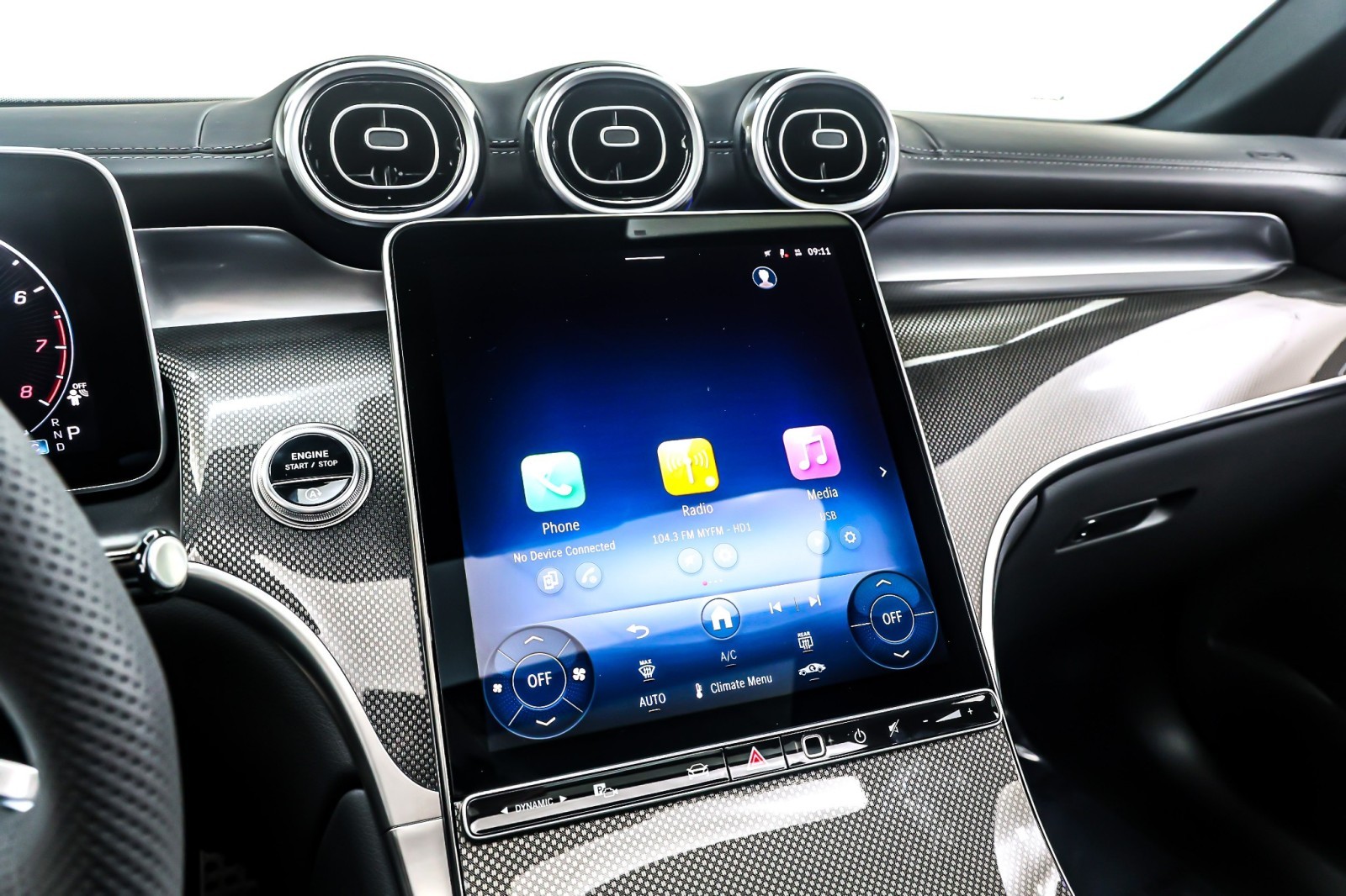 New 2026 Black Mercedes-Benz GLC 300 image 6