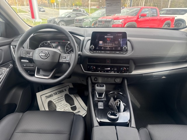 NissanRogue16