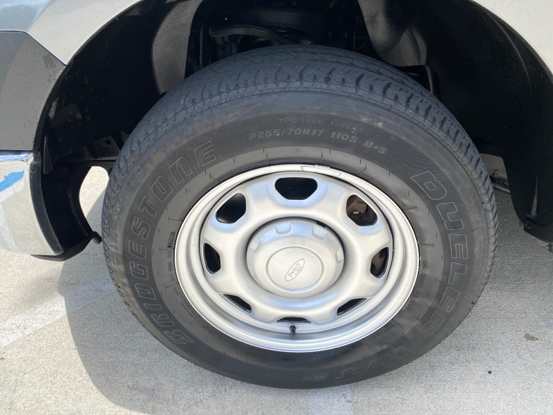 2010 Ford F-150 4 DR CREW XL LOW MILES 34,625 in , 