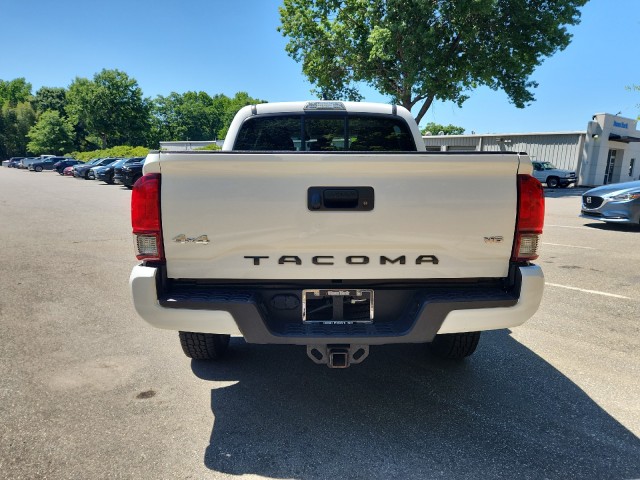 ToyotaTacoma 4WD6