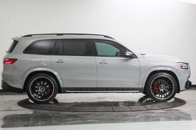 2024 Mercedes-Benz GLS AMG GLS 63 6