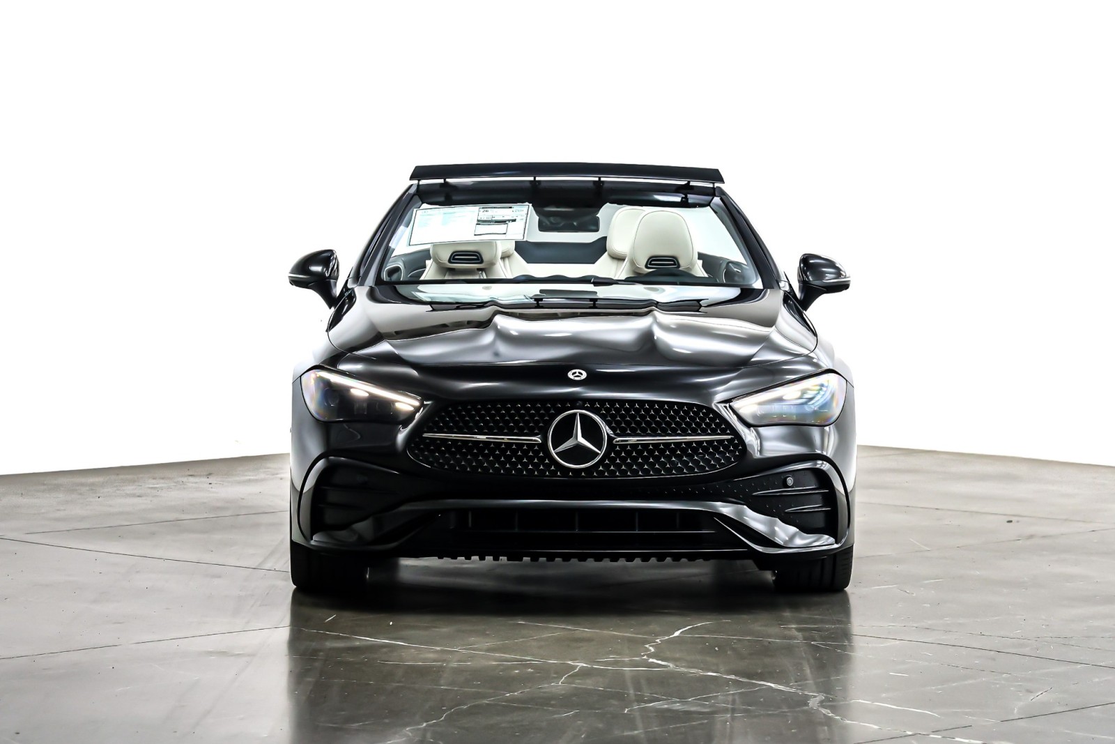 New 2026 Obsidian Black Metallic Mercedes-Benz CLE 450 image 3