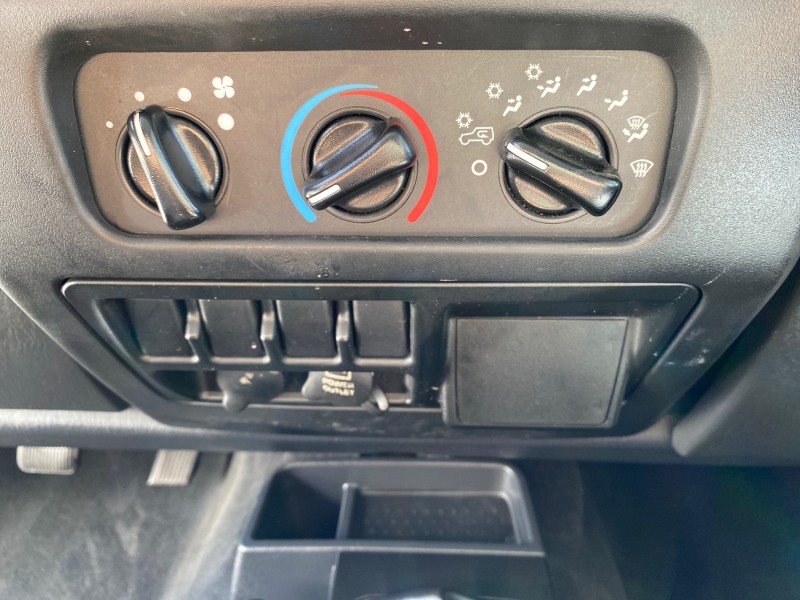 2005 Jeep Wrangler SE 4WD LOW MILES 29,371 1 OWNER in ,