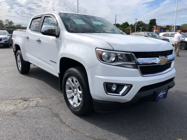 2017 Chevrolet Colorado 2WD LT 2