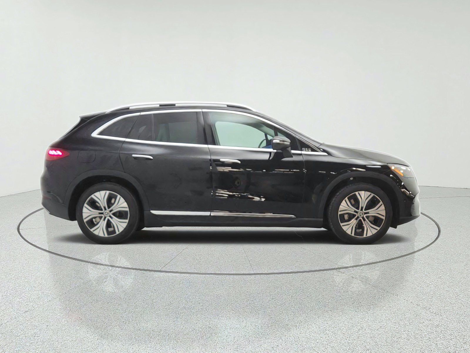 New 2027 Black Mercedes-Benz EQE 320+ SUV image 4