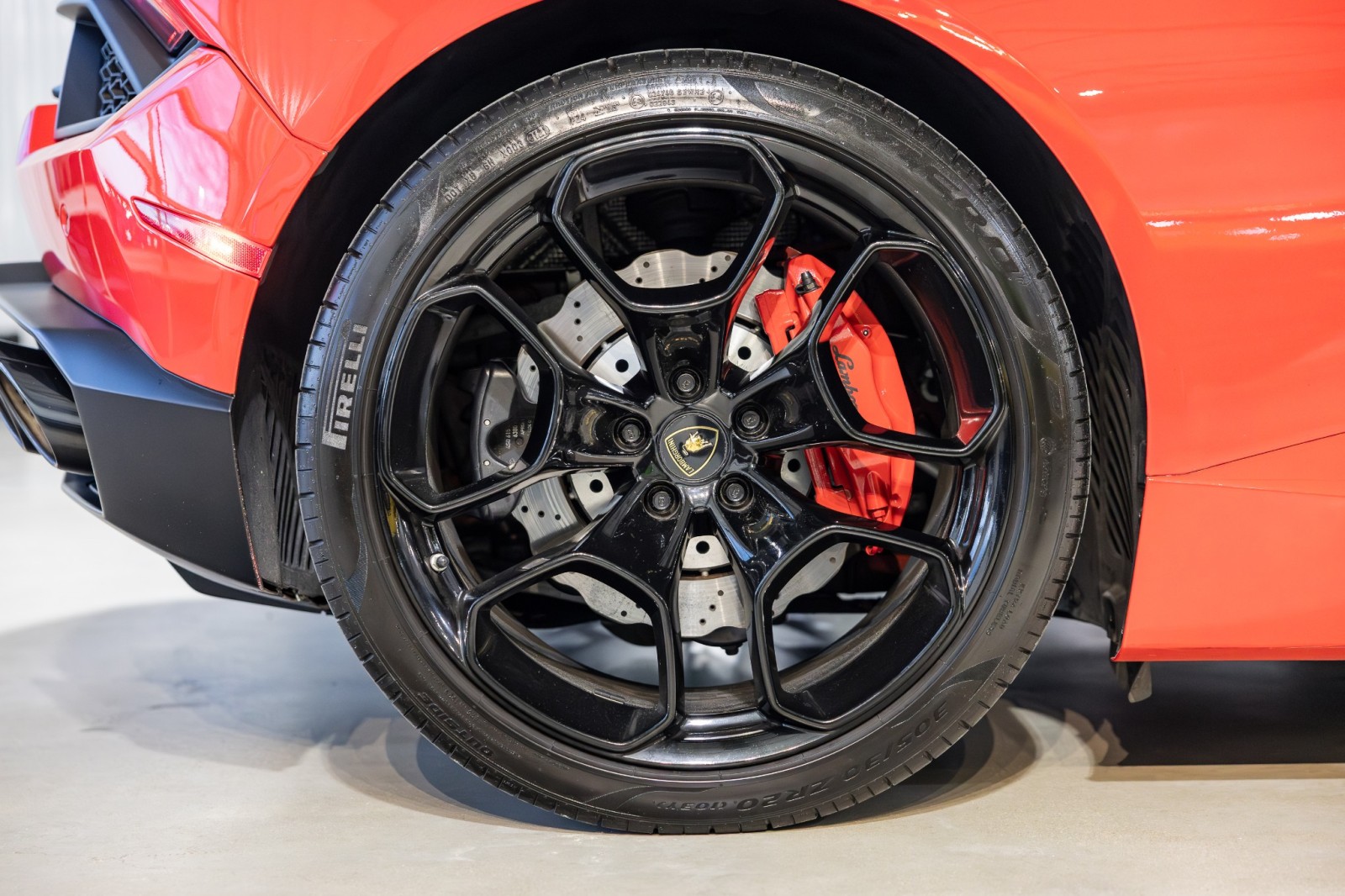 Used Car 2017 Lamborghini Huracan  - Giano Wheels - Rosso Mars Metallic - Transparent Engine Bonnet For Sale Under $220,000 In Boerne, Texas