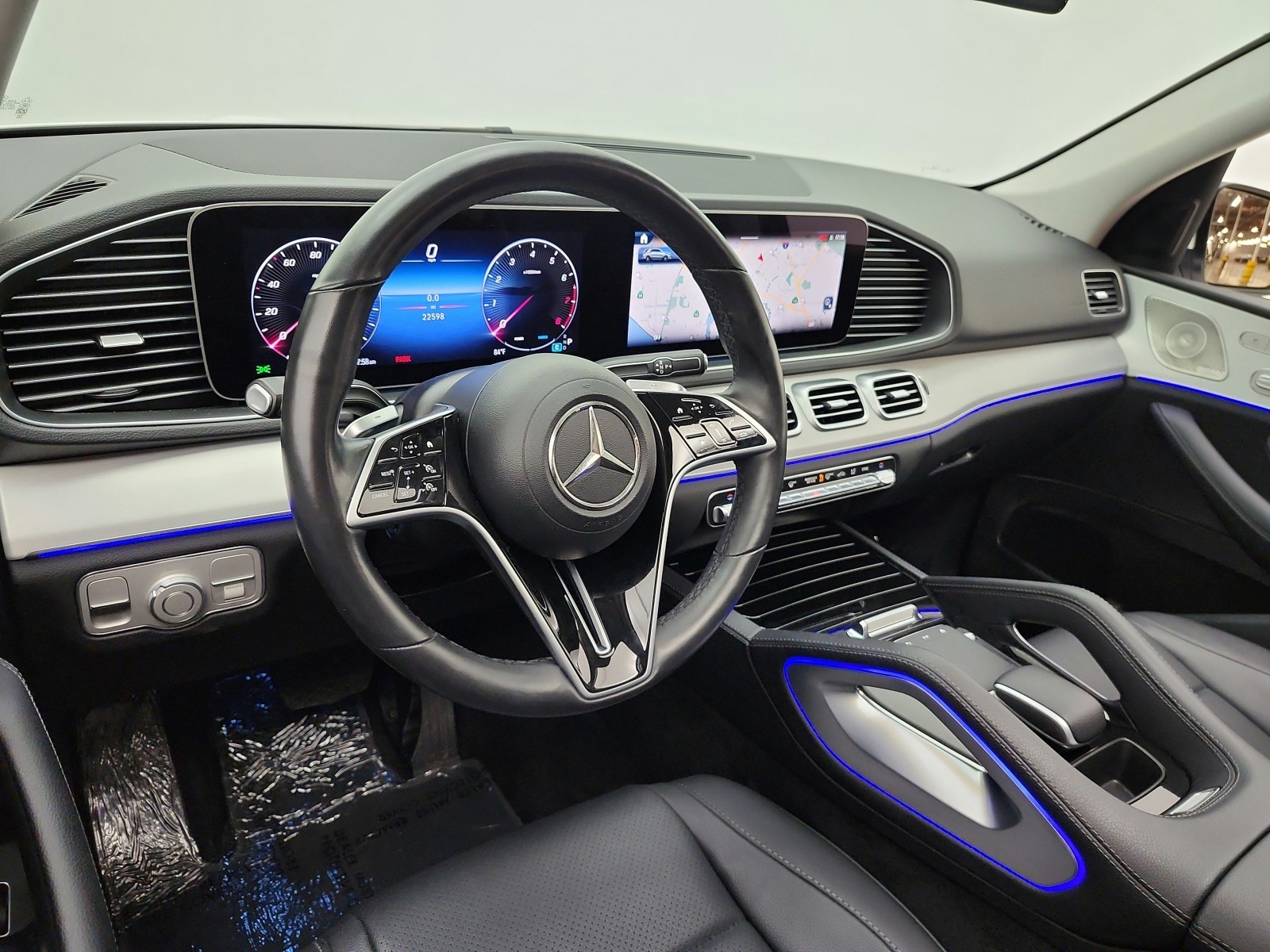 Used 2024 Polar White Mercedes-Benz GLE 350 4MATIC® SUV image 14