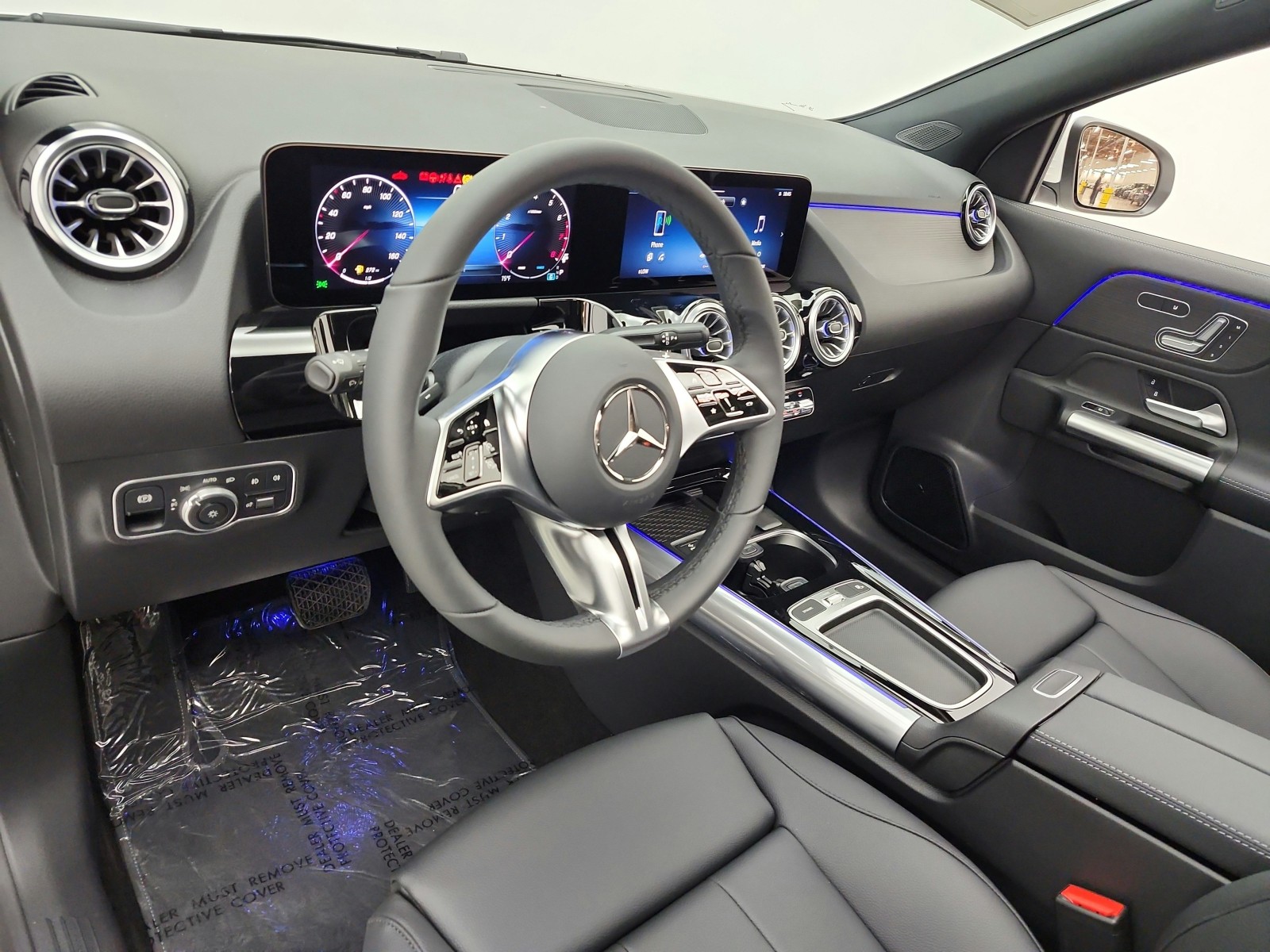 New 2026 Polar White Mercedes-Benz GLA 250 SUV image 9