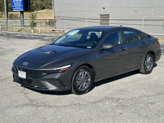 2024 Hyundai Elantra SEL 7