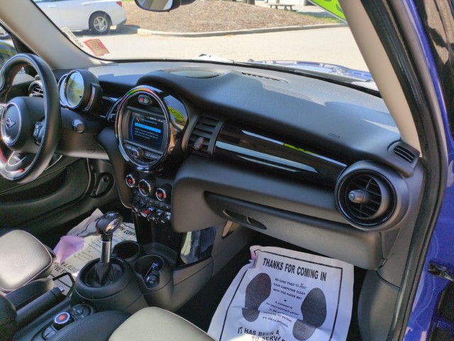 MINIHardtop 4 Door49