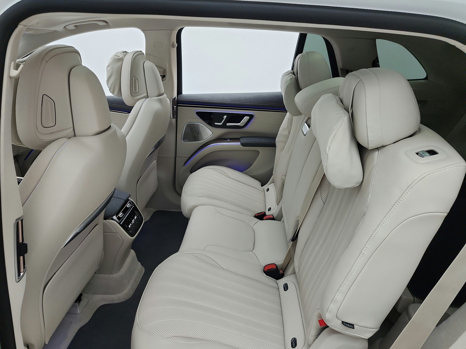 New 2027 Polar White Mercedes-Benz EQS 400 4MATIC® SUV image 11