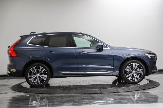 2022 Volvo XC60 Recharge Plug-In Hybrid Inscription 6