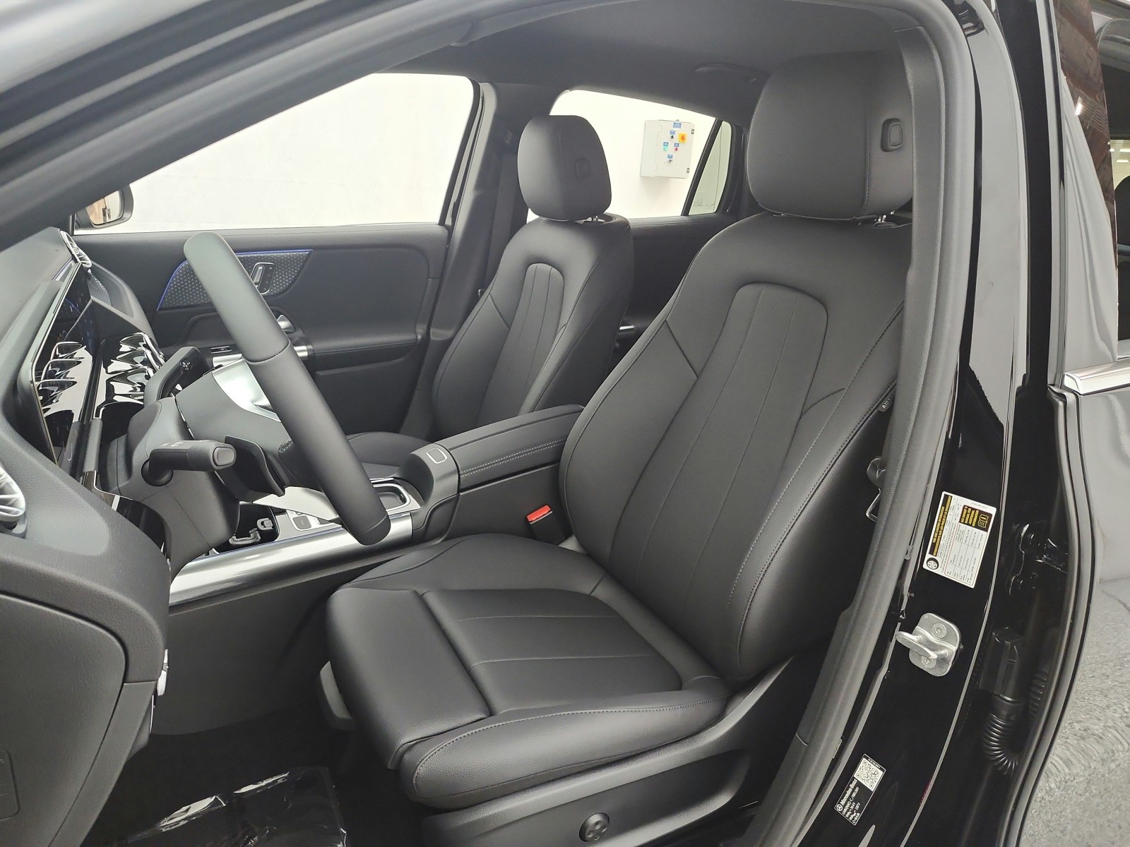 New 2026 Night Black Mercedes-Benz GLA 250 image 10