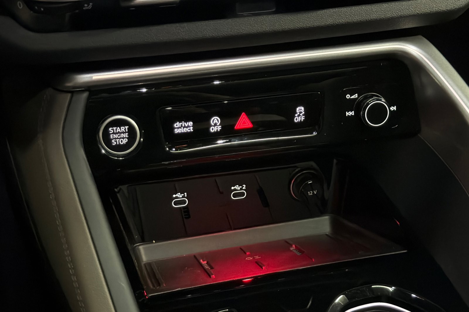 New 2026 District Green Metallic Audi Premium 2.0 TFSI quattro image 20