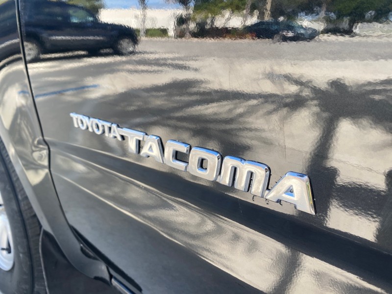2002 Toyota Tacoma 1 OWNER AUTO AC 4 CYL in , 