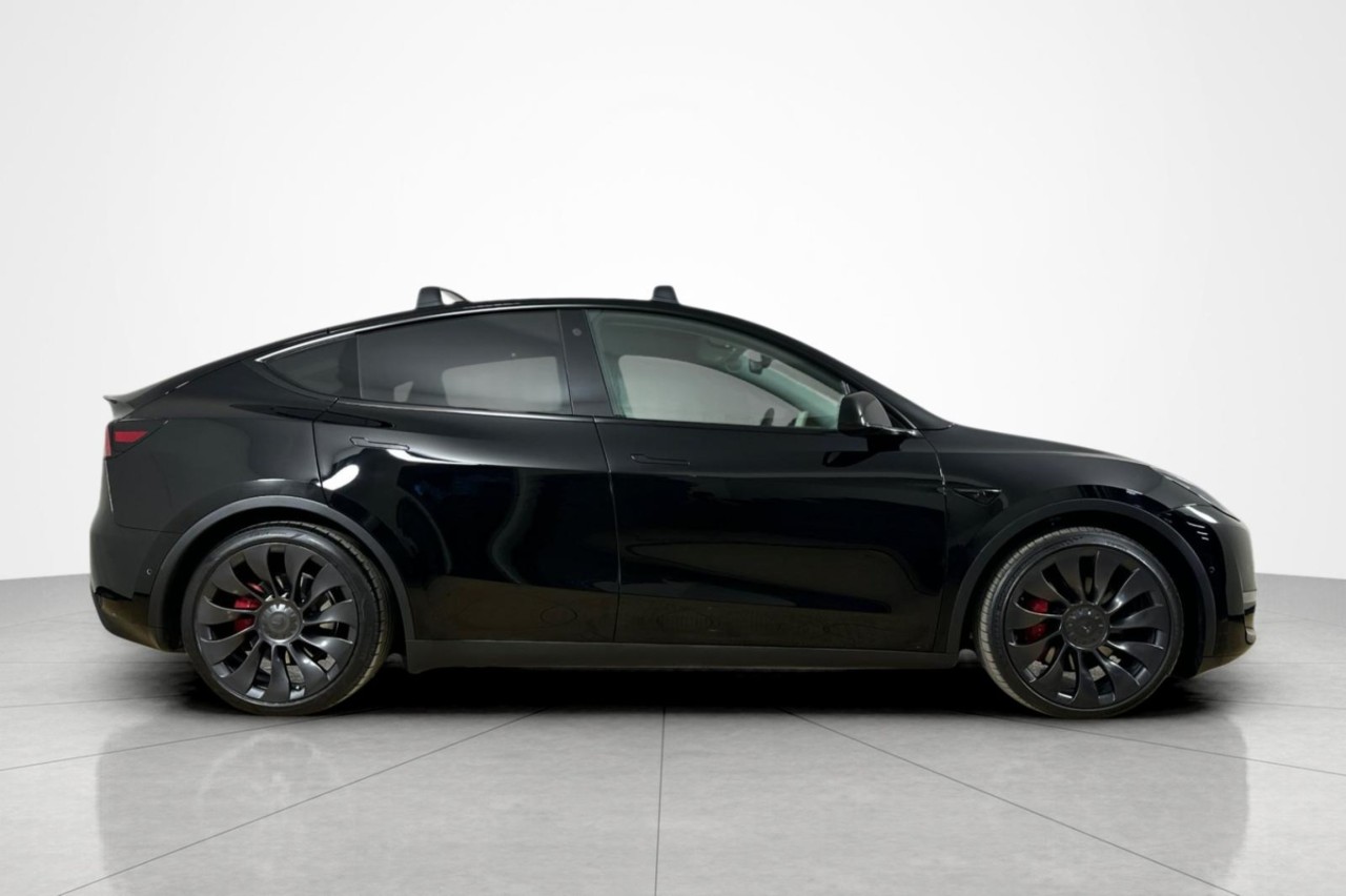 Used 2022 BLACK Tesla Performance image 6