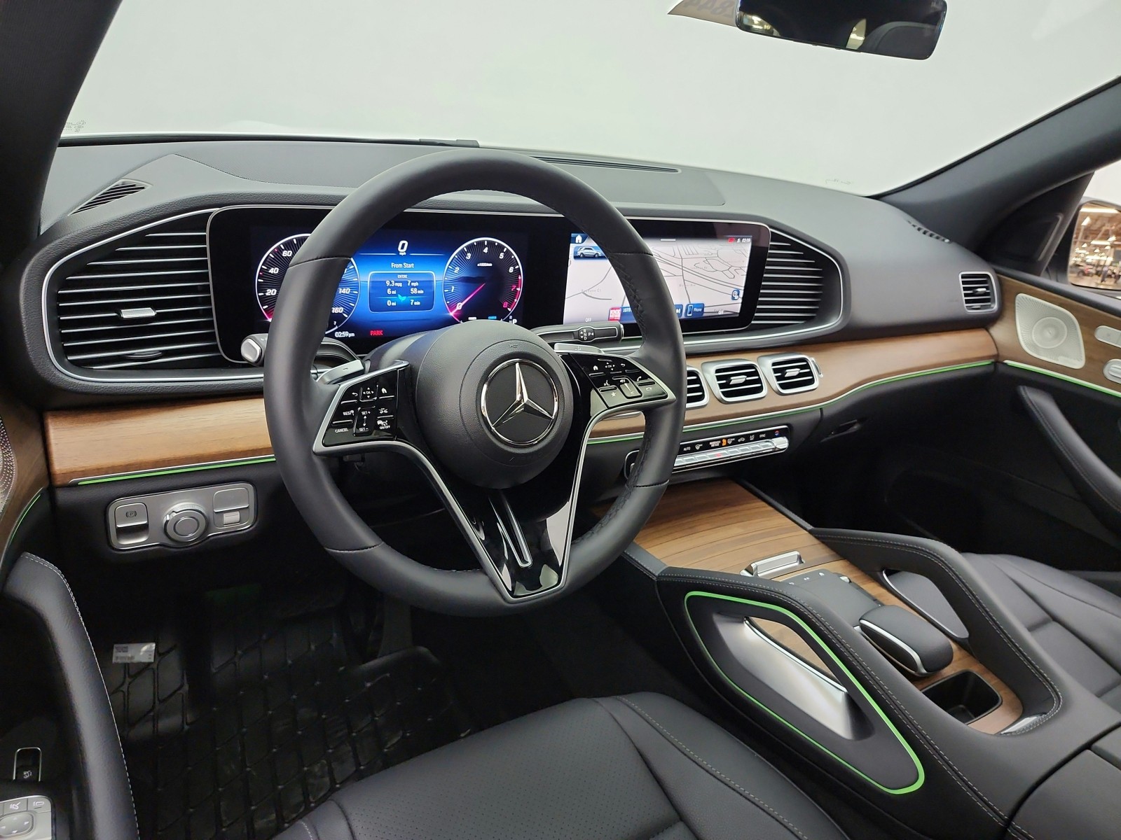 New 2026 MANUFAKTUR Moonlight White magno Mercedes-Benz GLE 450 4MATIC® SUV image 9
