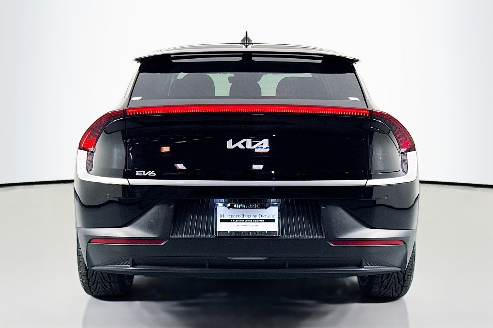 Used 2024 AURORA BLACK Kia Light Long Range RWD image 4