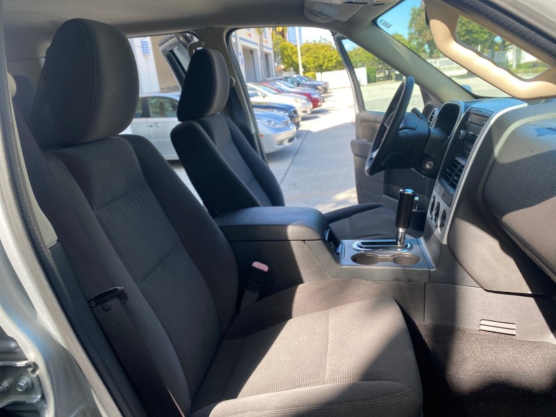 2010 Mercury Mountaineer 1 OWNER LOW MILES 78,753 in , 