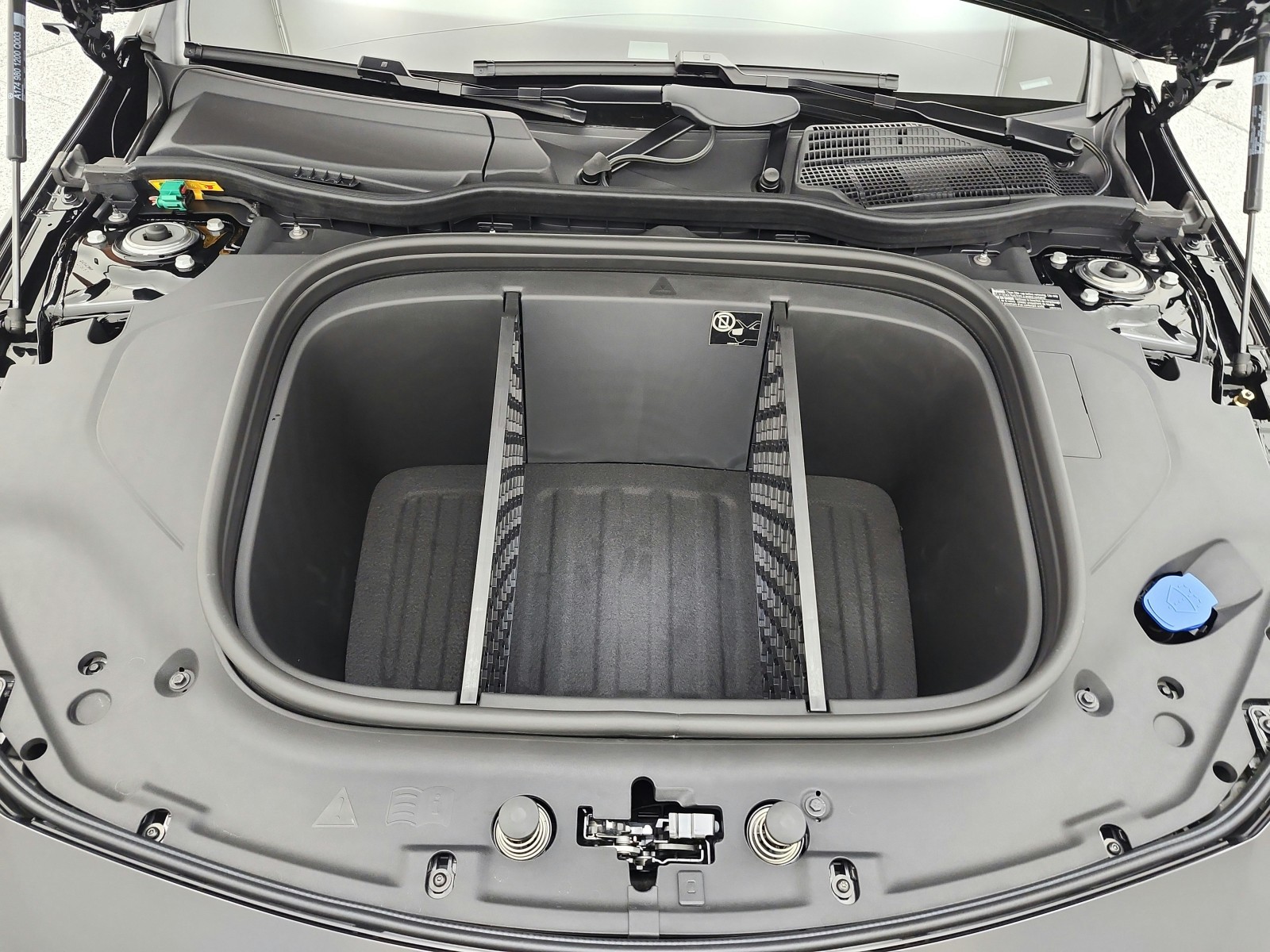 New 2027 Night Black Mercedes-Benz CLA 350 Electric 4MATIC® image 12
