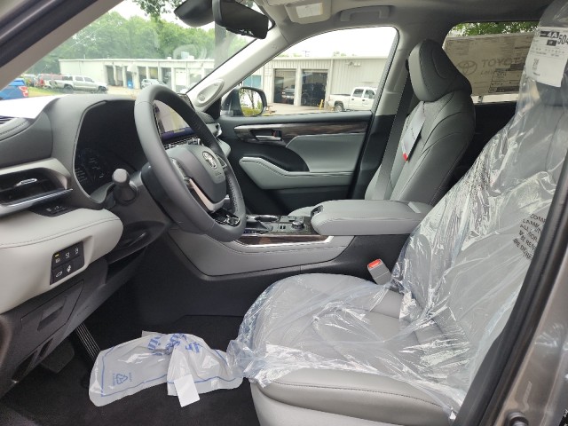 ToyotaHighlander14