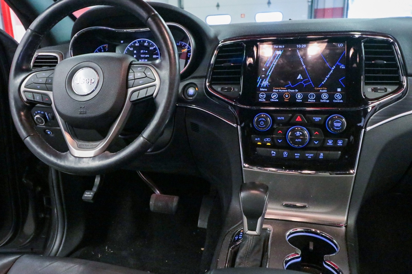 Used Car 2021 Jeep Grand Cherokee  80th Anniversary For Sale Under $25,000 In Austin, Texas