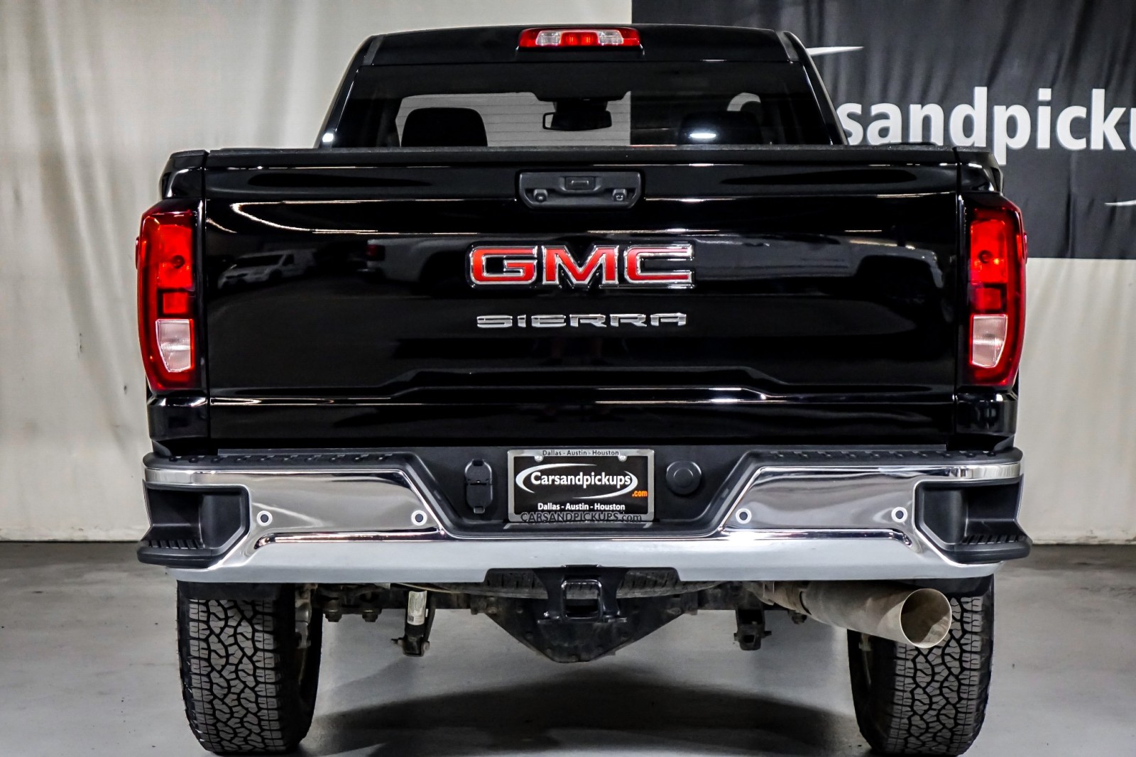 2024 GMC Sierra 2500HD Pro 9