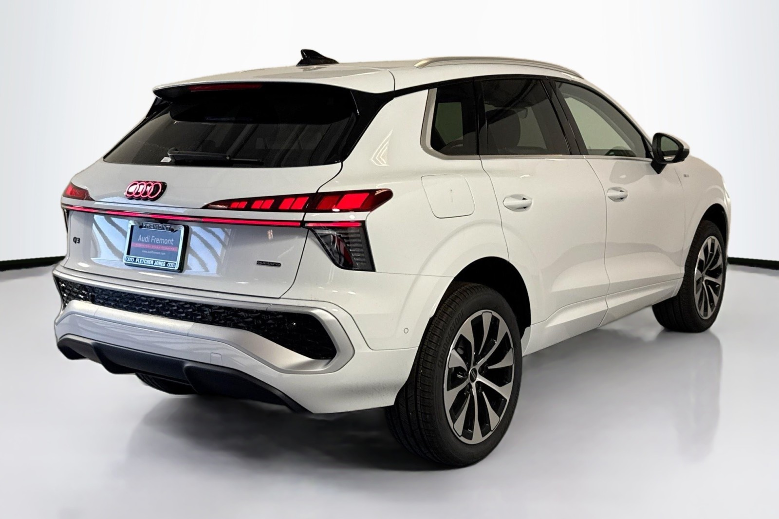 New 2026 Glacier White Metallic Audi S line image 5